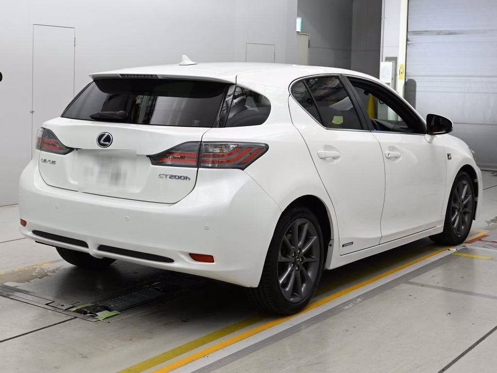 LEXUS CT200H