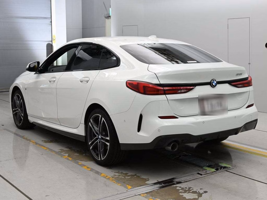 BMW 2-SERIES