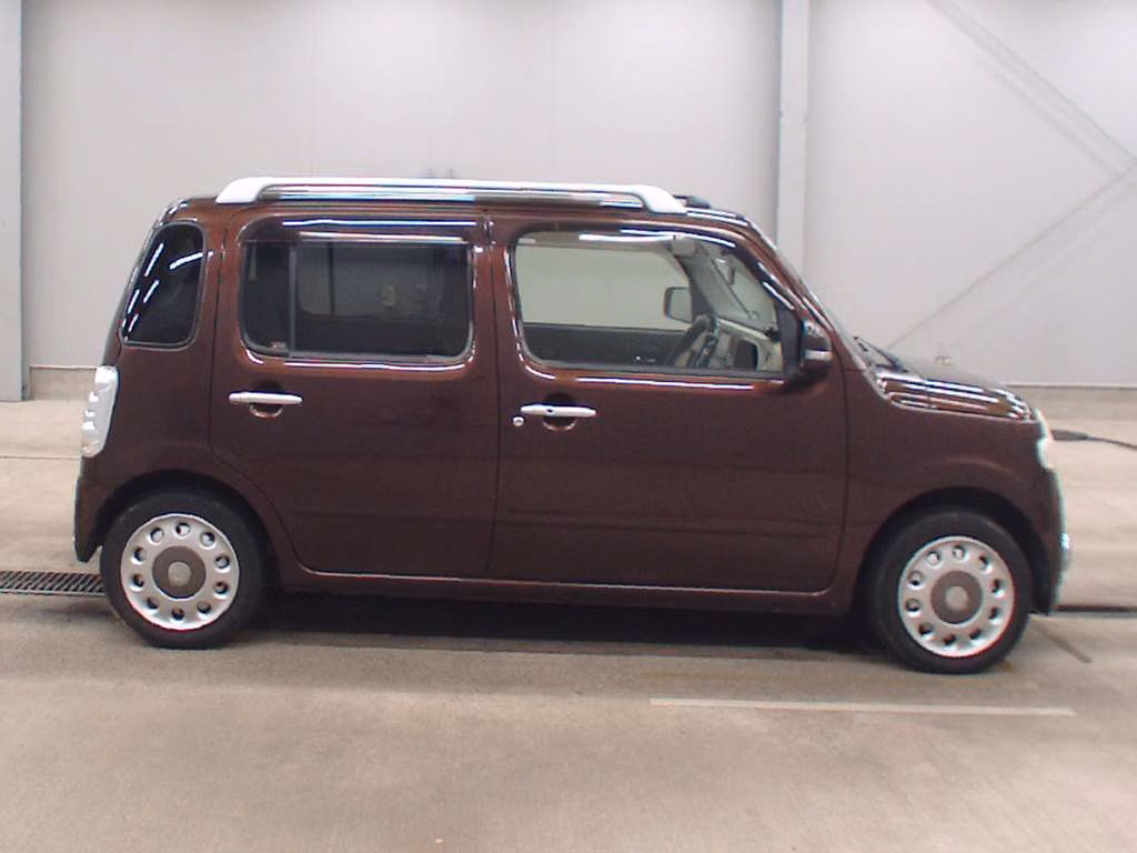 DAIHATSU MIRA COCOA