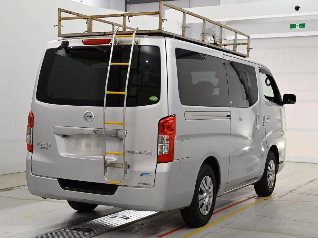 NISSAN NV350 CARAVAN