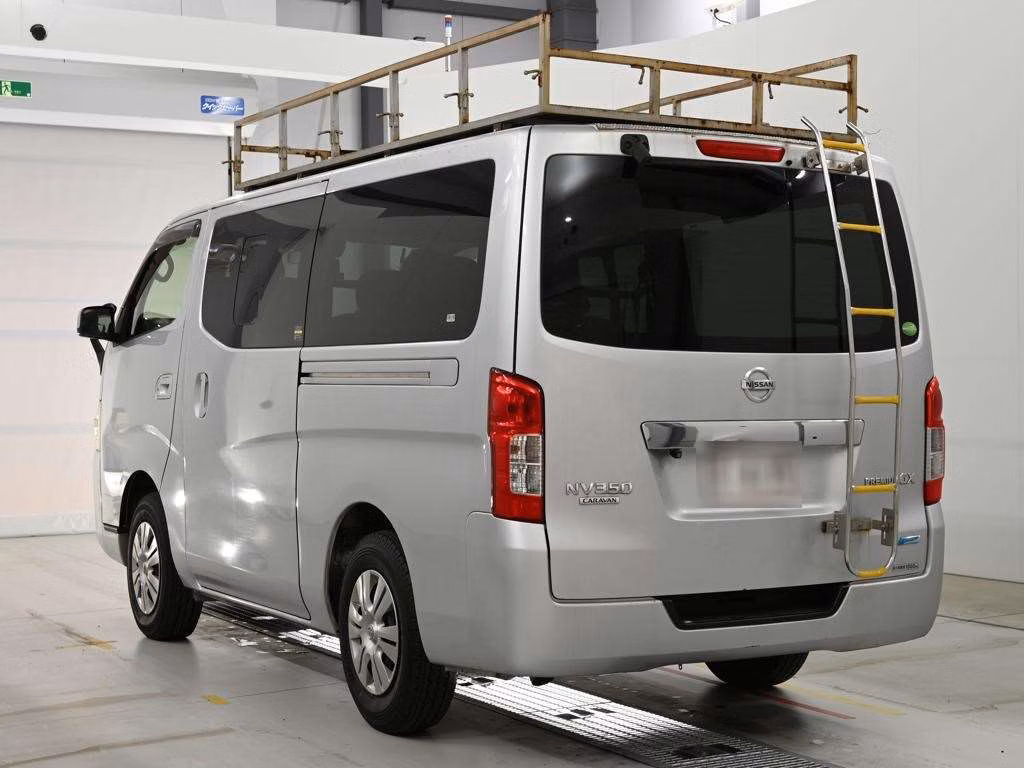 NISSAN NV350 CARAVAN