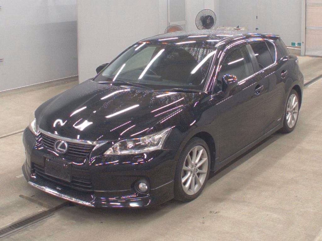 LEXUS CT200H