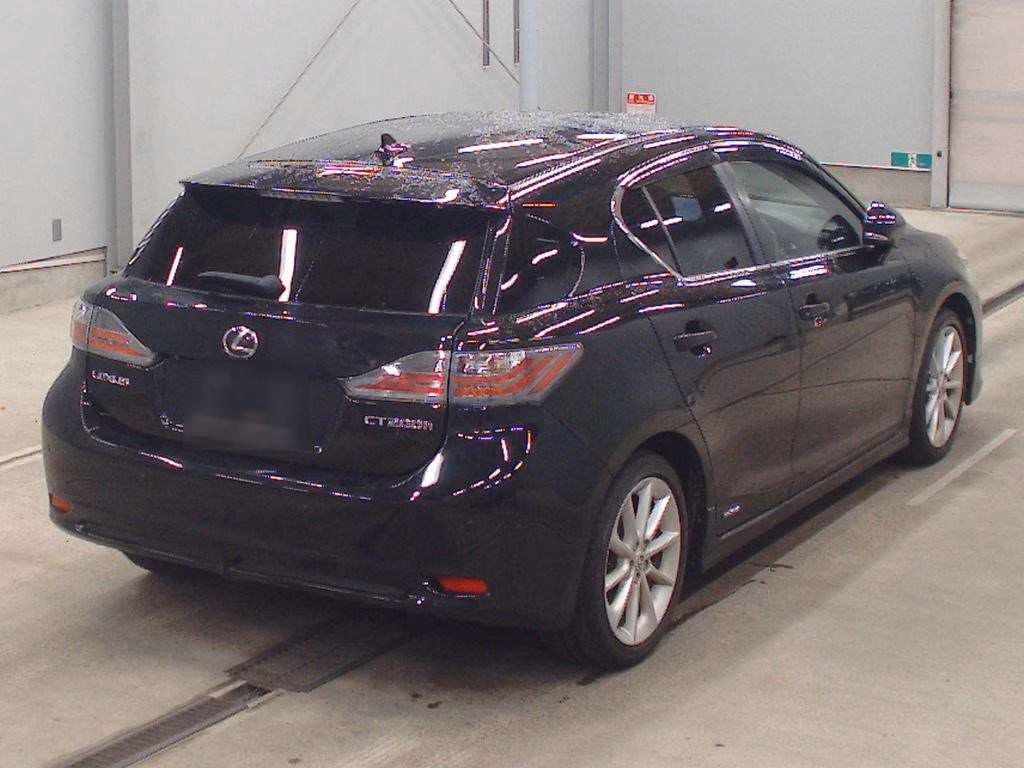 LEXUS CT200H