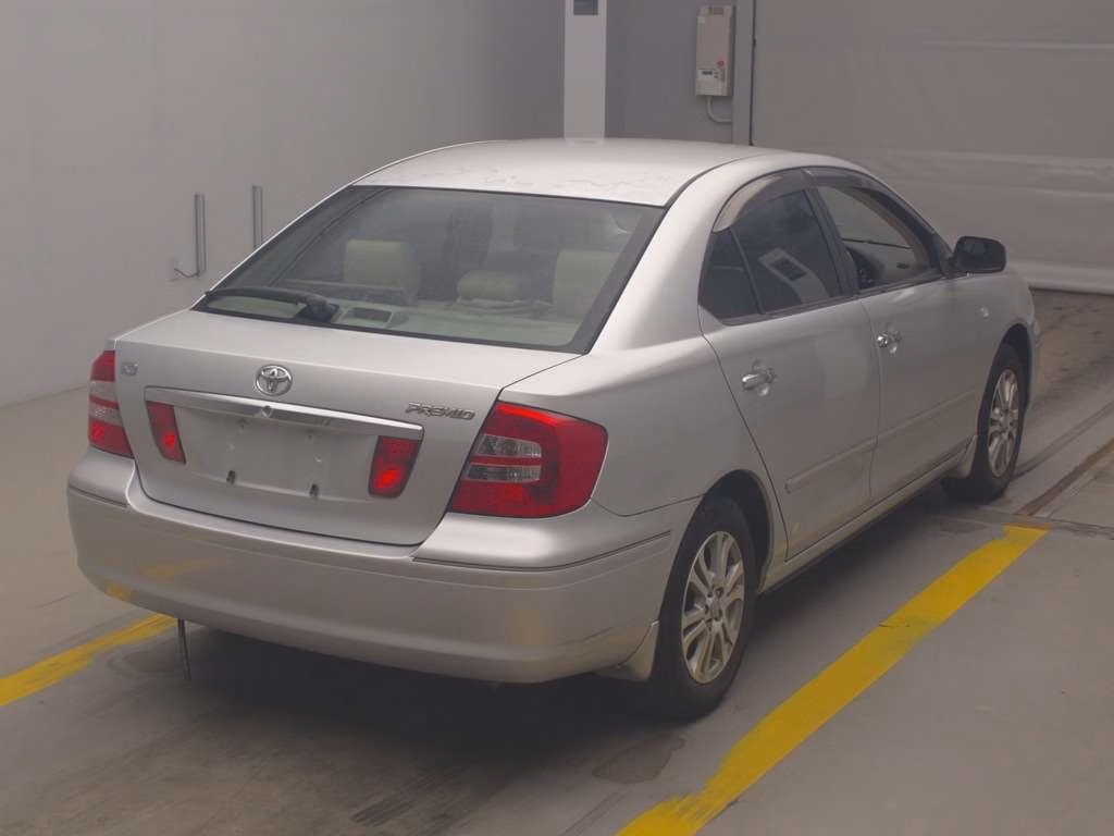 TOYOTA PREMIO