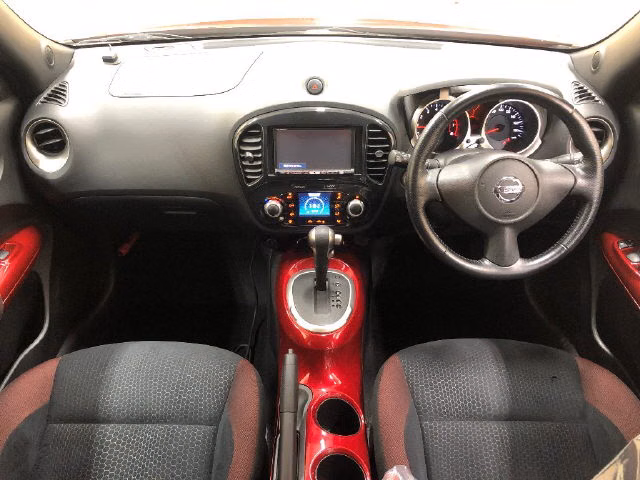 NISSAN JUKE