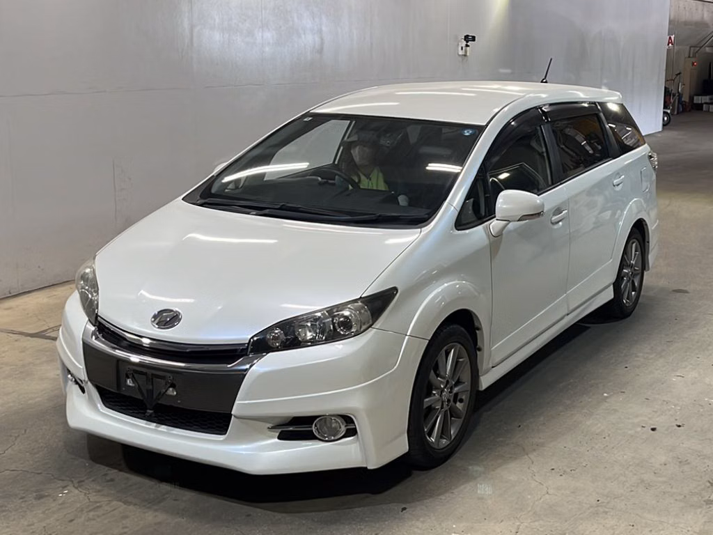 TOYOTA WISH