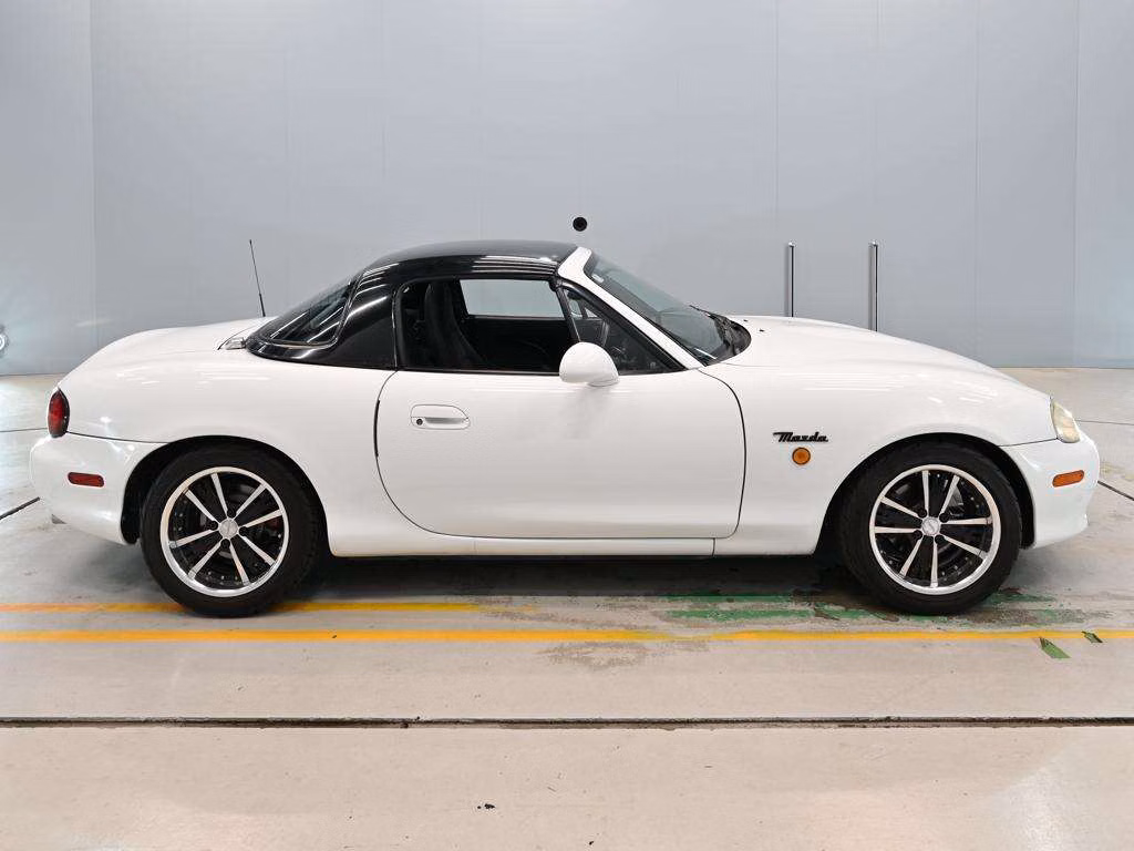 MAZDA ROADSTER
