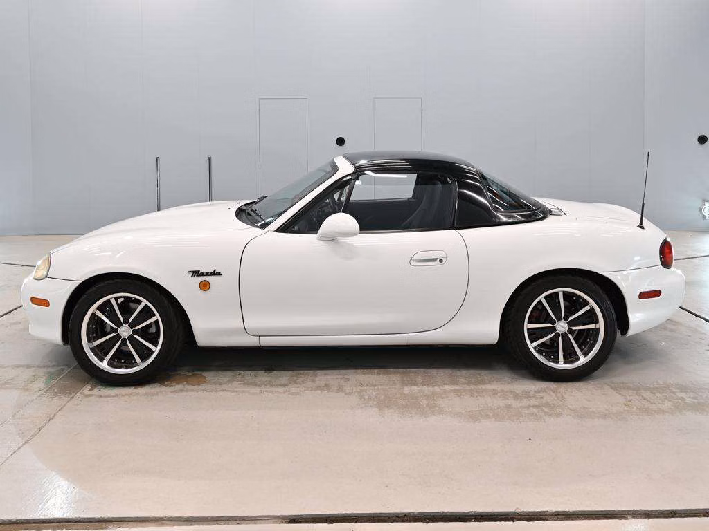 MAZDA ROADSTER