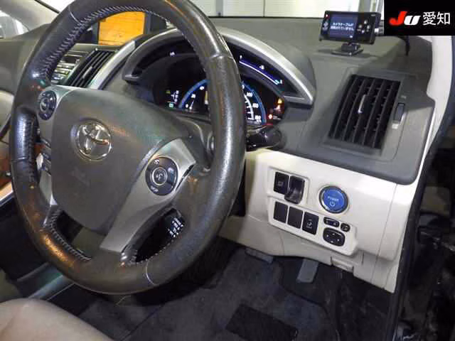 TOYOTA SAI