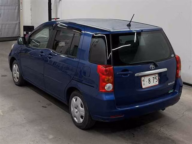 TOYOTA RAUM