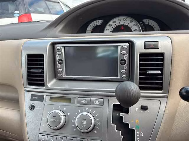 TOYOTA RAUM