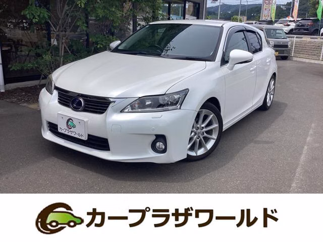 LEXUS CT200H