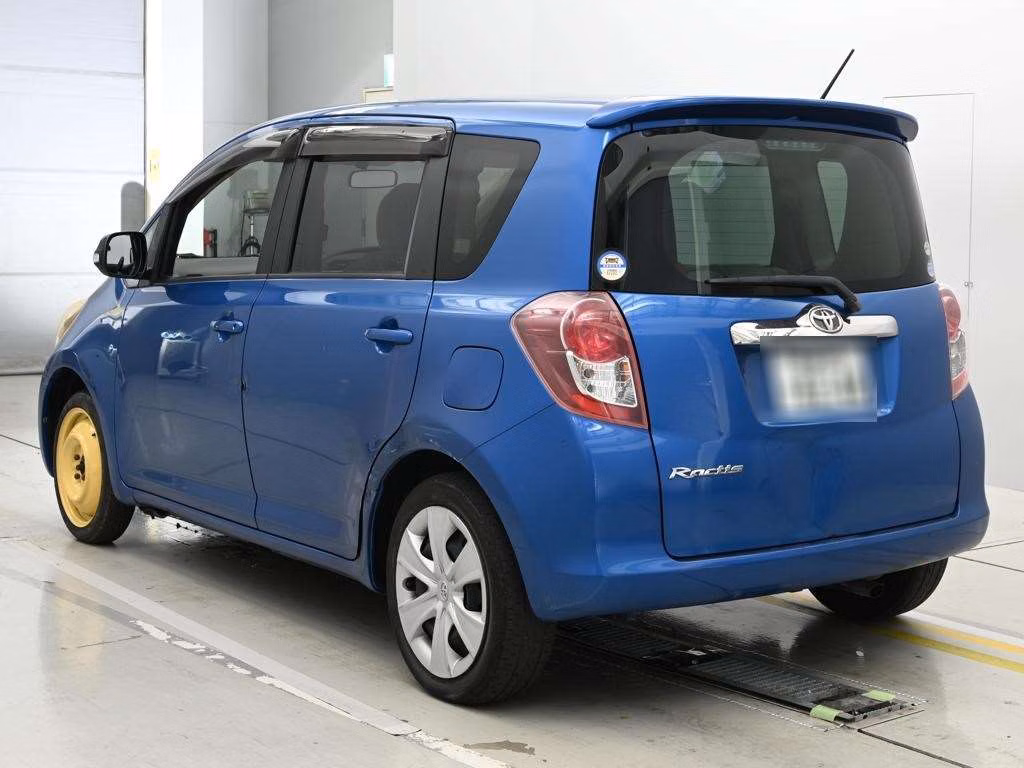 TOYOTA RACTIS