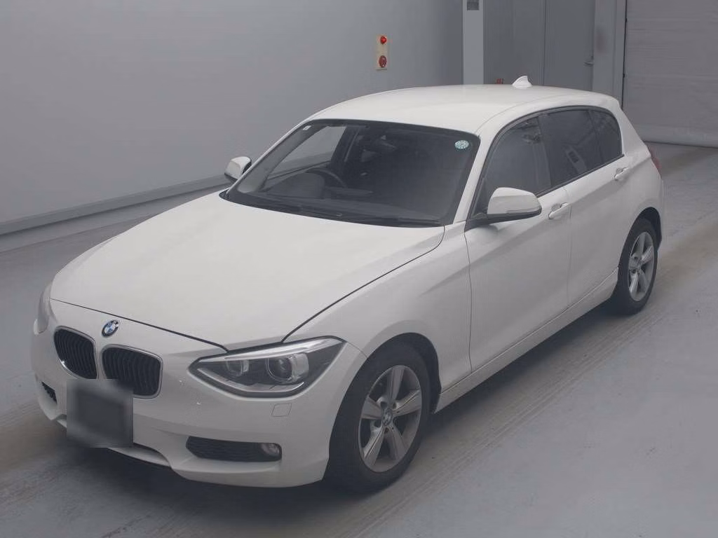 BMW 1-SERIES