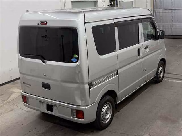 MITSUBISHI MINICAB