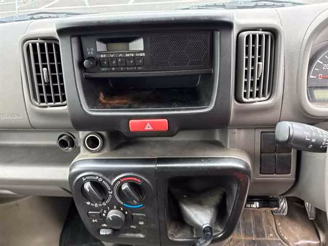 MITSUBISHI MINICAB
