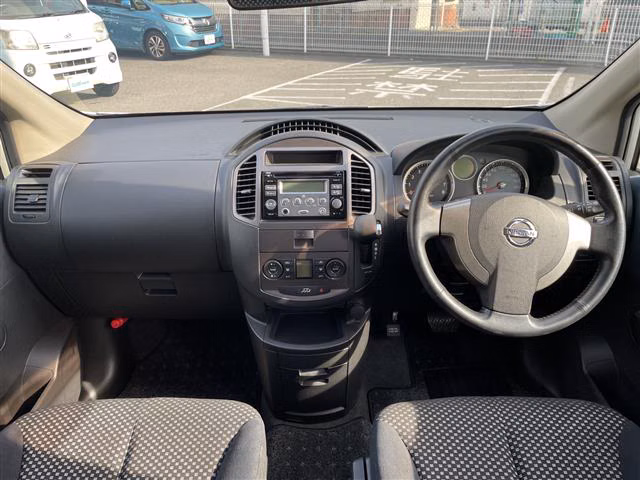 NISSAN LAFESTA