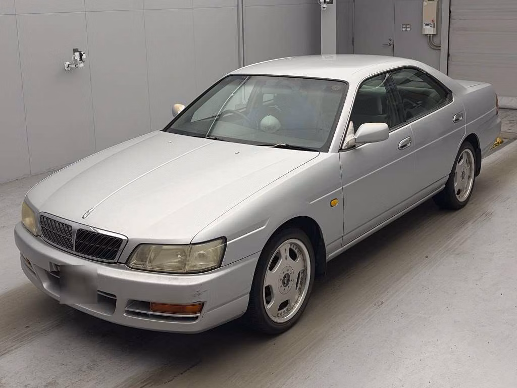 NISSAN LAUREL