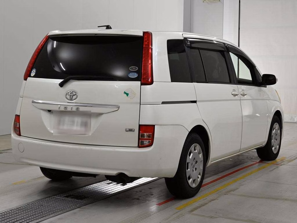 TOYOTA ISIS