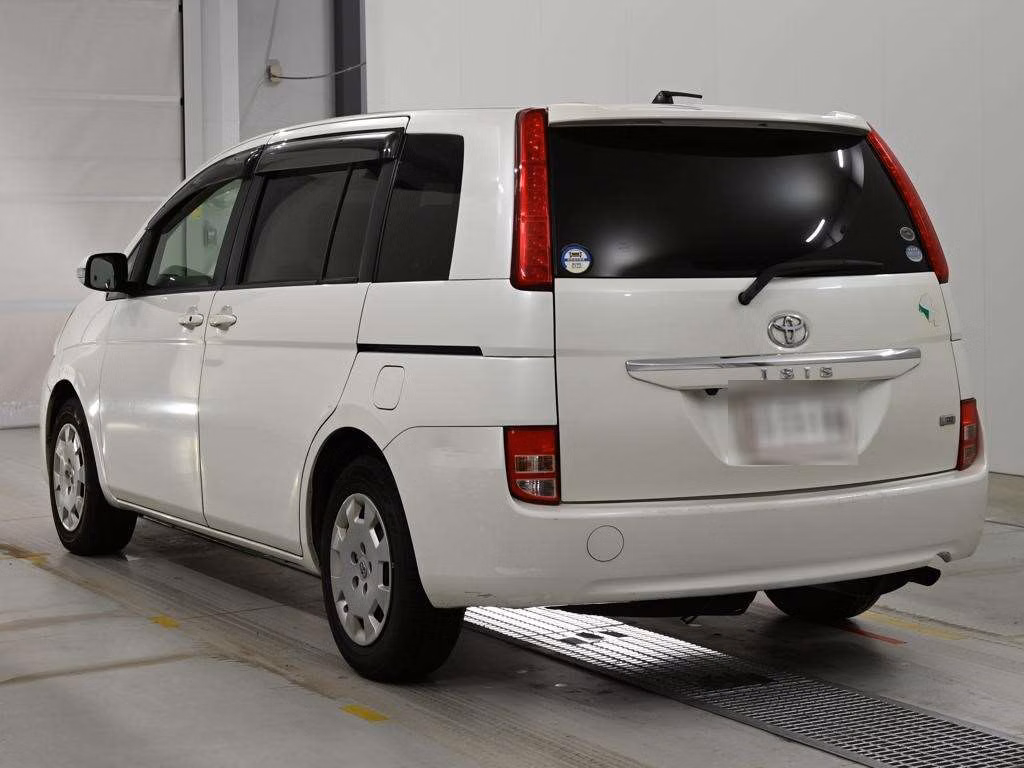 TOYOTA ISIS