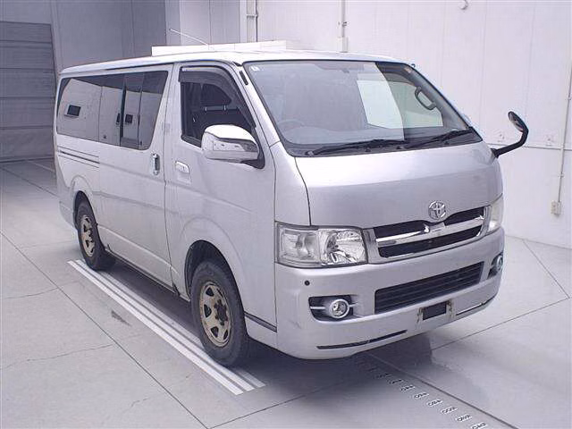 Toyota Regius Ace