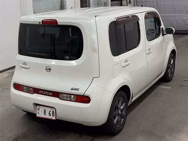 NISSAN CUBE
