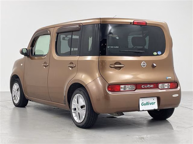 NISSAN CUBE