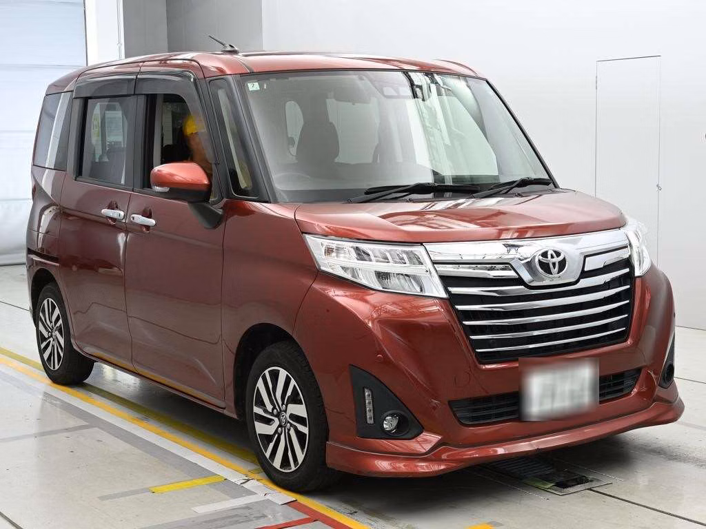 TOYOTA TANK