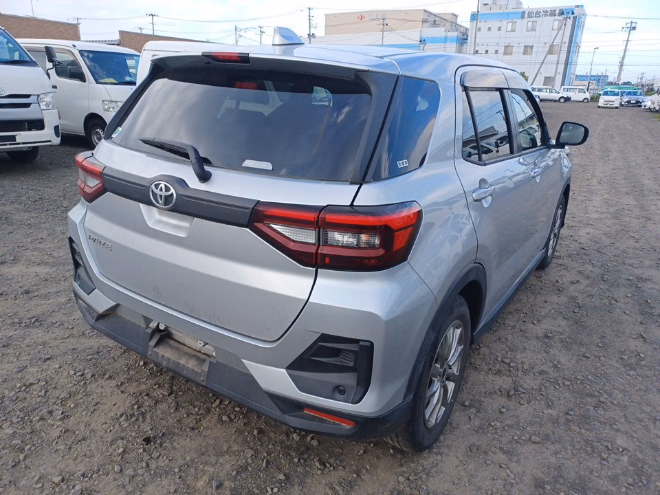 TOYOTA RAIZE