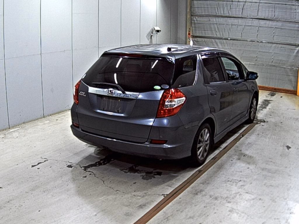 HONDA FIT SHUTTLE