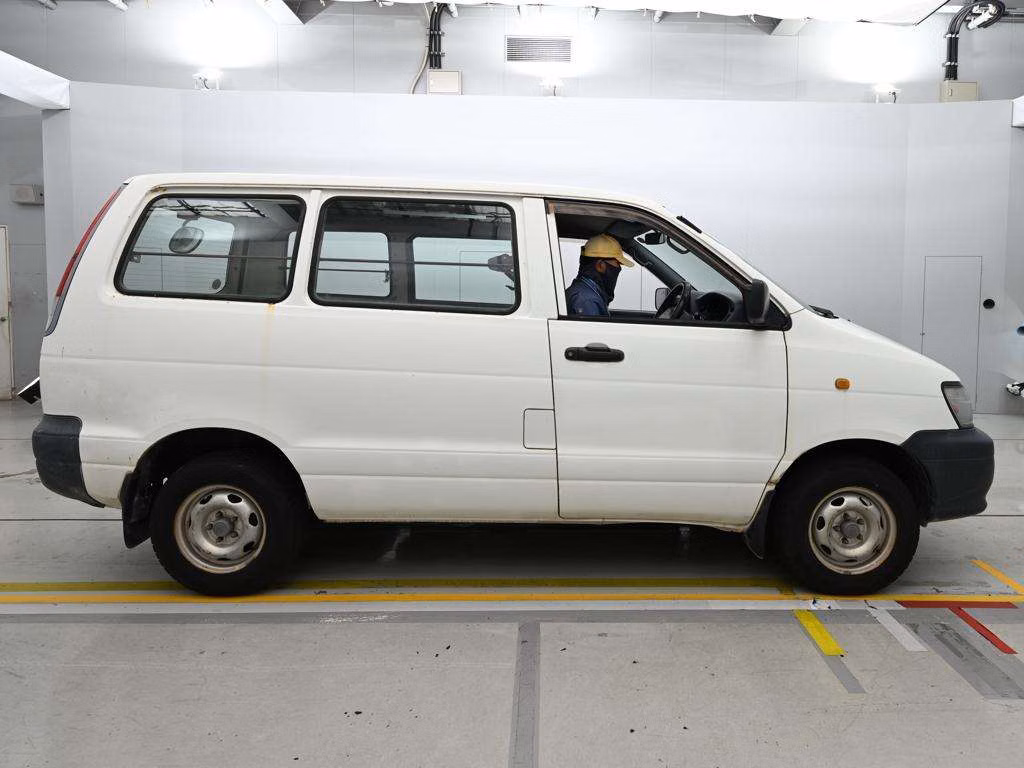 TOYOTA LITE ACE