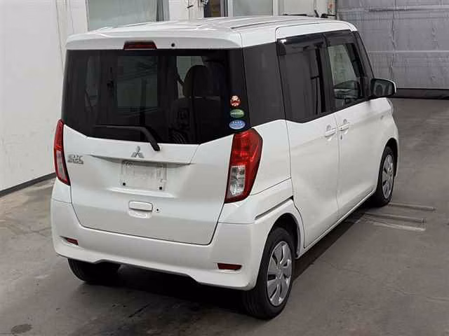 MITSUBISHI EK SPACE
