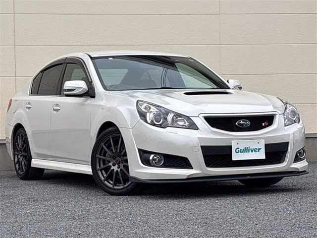 SUBARU LEGACY B4