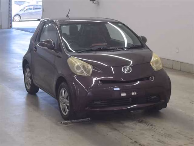 TOYOTA IQ
