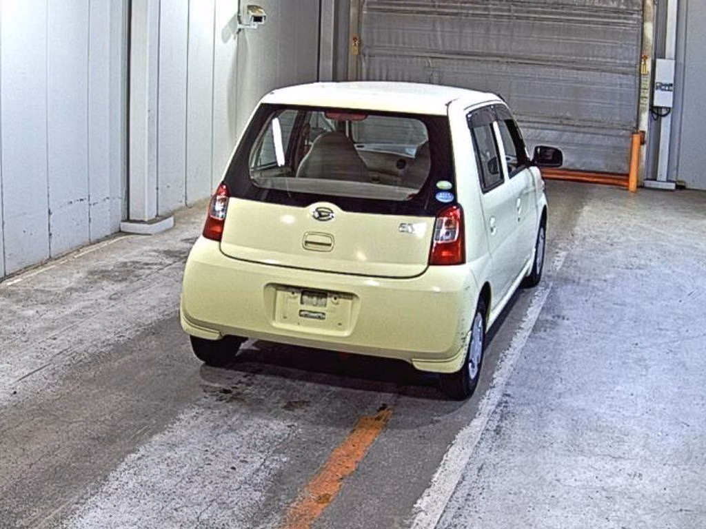 DAIHATSU ESSE
