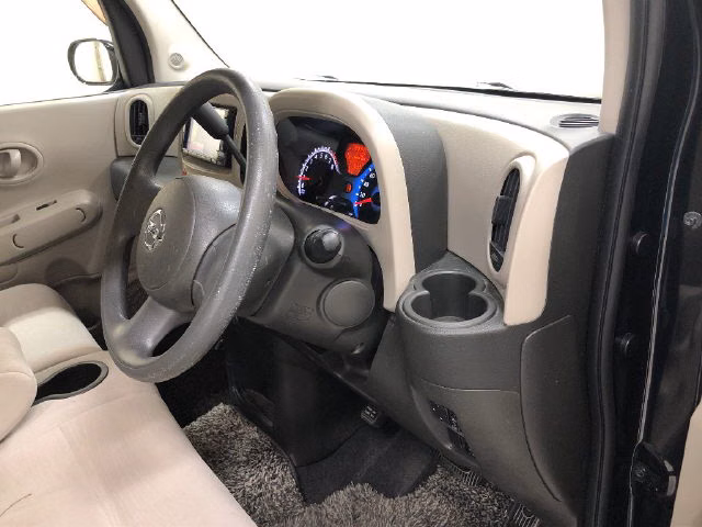 NISSAN CUBE