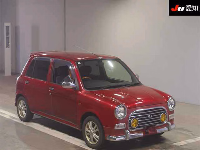 DAIHATSU MIRA GINO