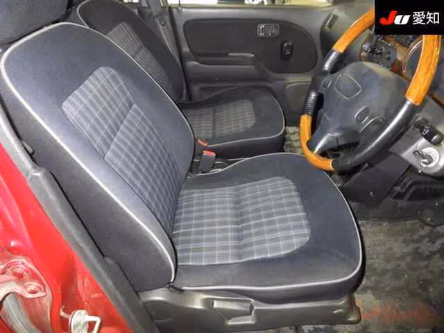 DAIHATSU MIRA GINO