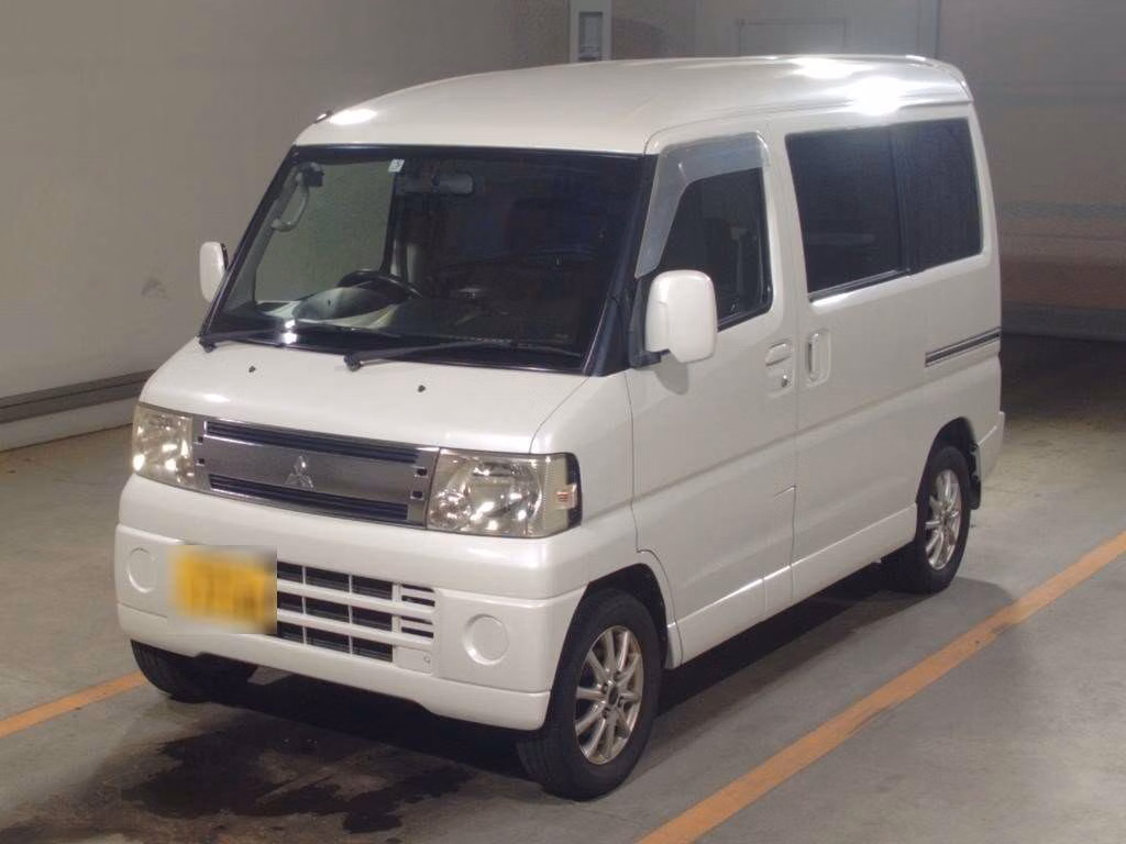 MITSUBISHI TOWN BOX