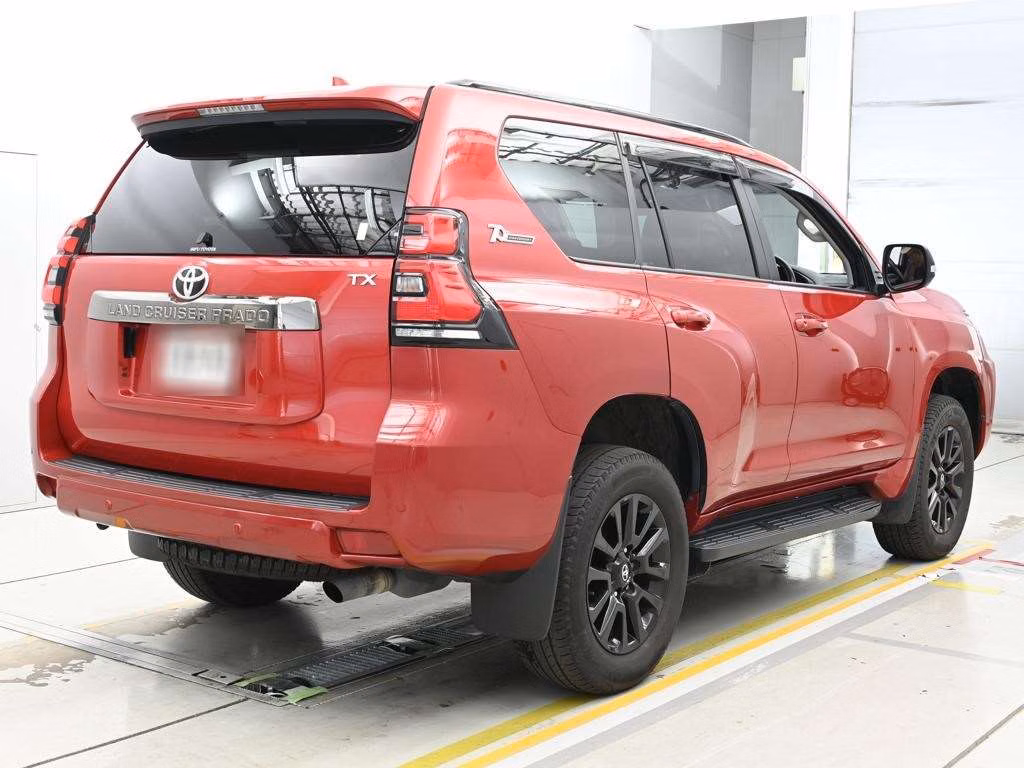 TOYOTA LAND CRUISER PRADO