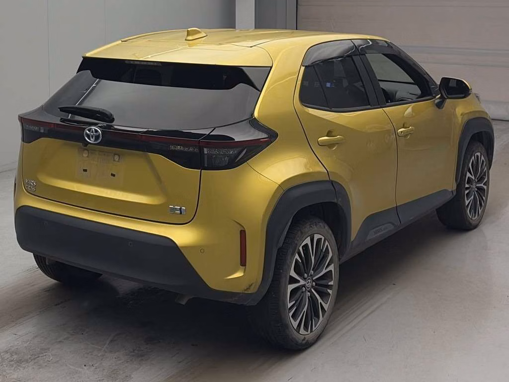 TOYOTA YARIS CROSS