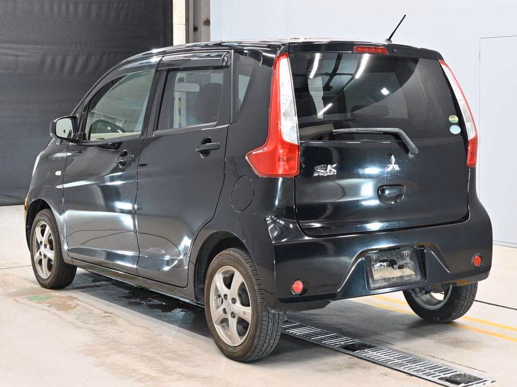 MITSUBISHI EK WAGON
