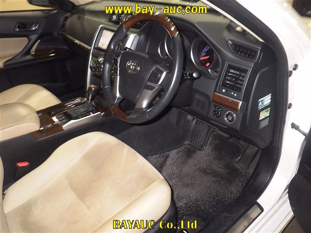 TOYOTA MARK X