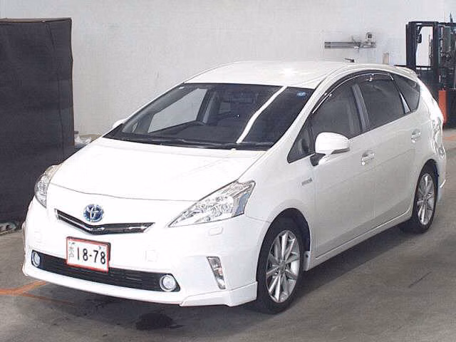 TOYOTA PRIUS ALPHA