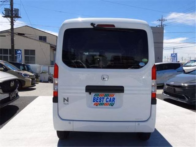 HONDA N-VAN