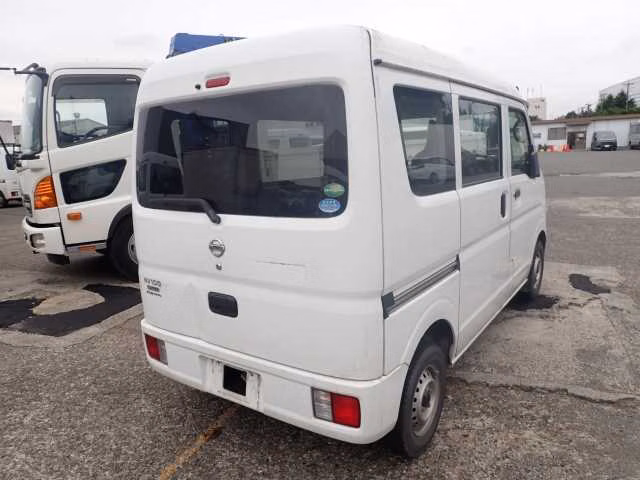 NISSAN NV100 CLIPPER