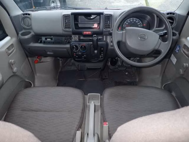 NISSAN NV100 CLIPPER