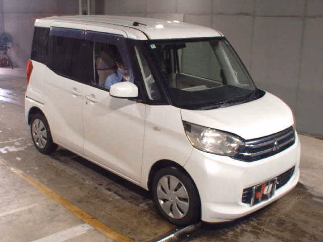 MITSUBISHI EK SPACE
