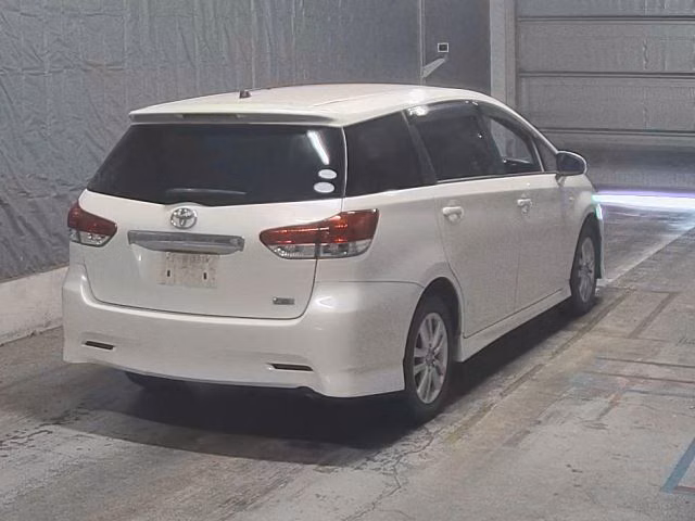 TOYOTA WISH