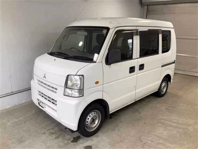 MITSUBISHI MINICAB